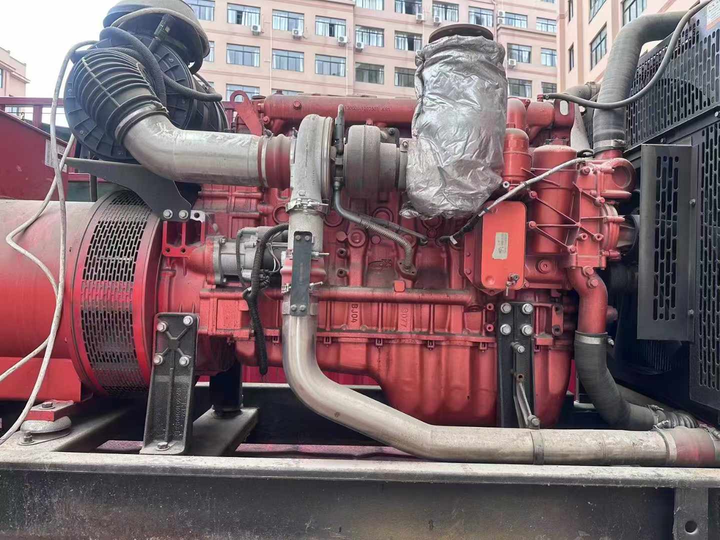 安达如何选择适合 600kW 柴油发电机组的过载保护器？