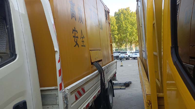 安达如何判断柴油发电机组和UPS电源的切换时间是否符合要求？