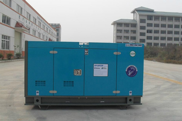 安达发电机租赁如何正确安装空气滤清器？