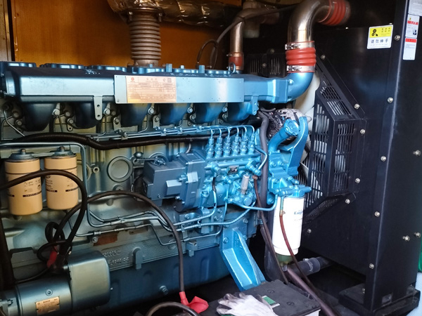 安达磷酸铁锂蓄电池的使用寿命与哪些因素有关？